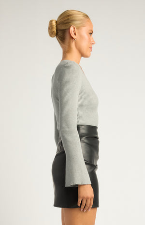 V Neckline Flare Sleeves Knit
